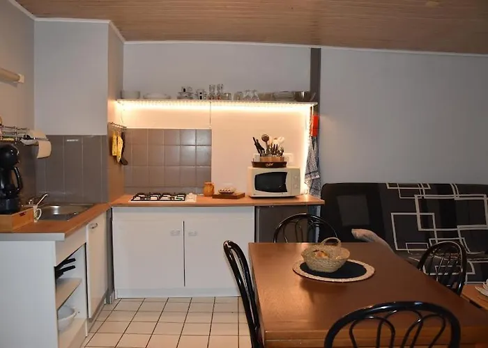 Maison De Village Appartement Rdc Avec Terrasse